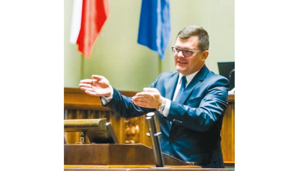 Pieniądze oddano walkowerem