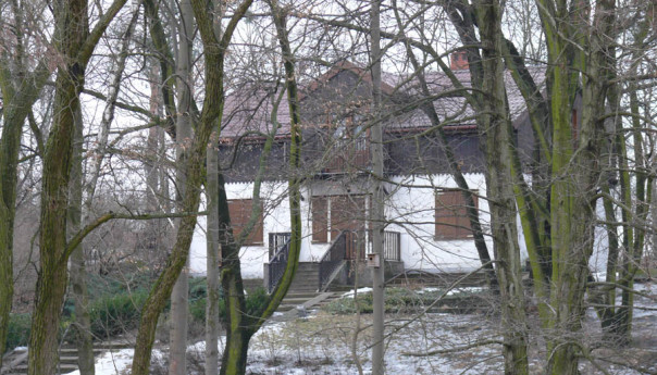 Wołomin pod kreską