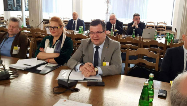 Płacić czy nie płacić?
