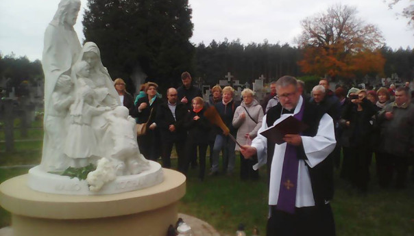 W Markach powstał niezwykły pomnik