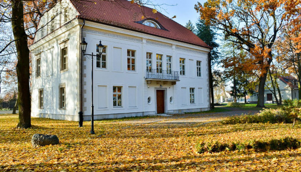 Namiot, kibel i kultura