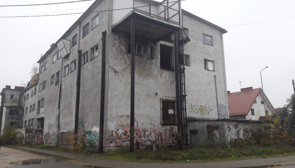 Wołomin: Trzy domy kultury?