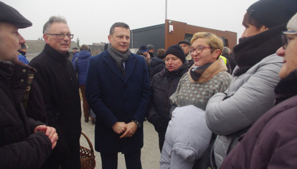 Zamieszanie na targowisku
