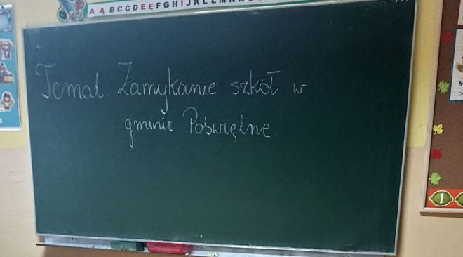 Zamknięte szkoły w gminie Poświętne?