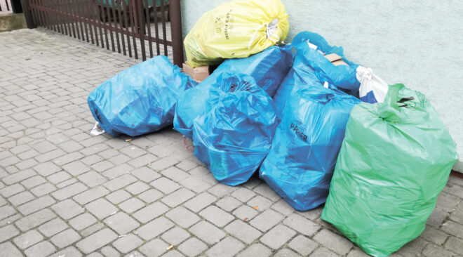 Śmieci na ulicach